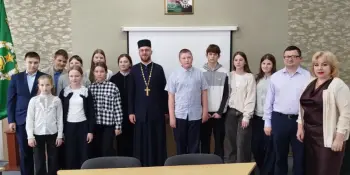 15.05.2025 участники клуба "Юные Патриоты" встретились с представителем Белорусской православной церкви