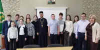15.05.2025 участники клуба "Юные Патриоты" встретились с представителем Белорусской православной церкви